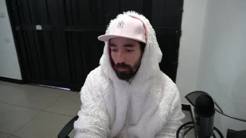 Snapshot of your_ice_cream chatting on 01/19/25, 11:23 Siebel. online show from 01/19/25, 11:23