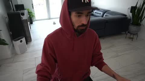 Snapshot of your_ice_cream chatting on 02/16/25, 05:37 Siebel. online show from 02/16/25, 05:37