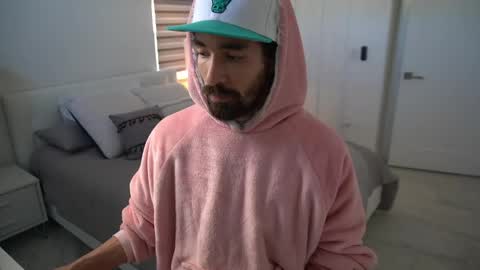 Snapshot of your_ice_cream chatting on 02/27/25, 01:49 Siebel. online show from 02/27/25, 01:49