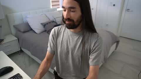 Snapshot of your_ice_cream chatting on 03/01/25, 04:44 Siebel. online show from 03/01/25, 04:44