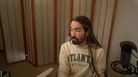 Snapshot of your_ice_cream chatting on 10/27/25, 04:00 Siebel. online show from 10/27/25, 04:00