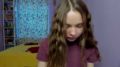 Leslie online show from 02/27/26, 01:44