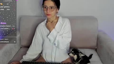 Lila  online show from 02/09/25, 07:27