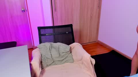 your_little_ online show from 12/11/24, 11:19