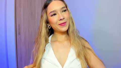 your_little_ online show from 02/18/25, 10:05