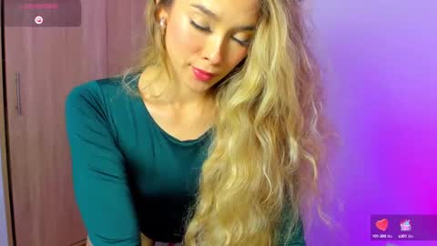 your_little_ online show from 03/07/25, 02:56