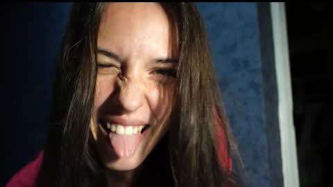 Snapshot of your_little_flexible_girl chatting on 11/05/25, 09:15 Meri online show from 11/05/25, 09:15