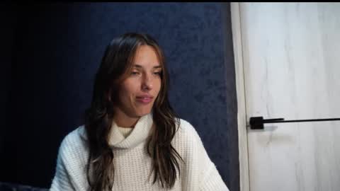 Snapshot of your_little_flexible_girl chatting on 11/06/25, 09:05 Meri online show from 11/06/25, 09:05