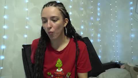 Snapshot of your_little_flexible_girl chatting on 03/10/26, 08:47 Meri online show from 03/10/26, 08:47