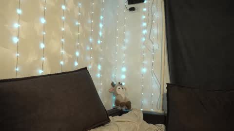 Snapshot of your_little_flexible_girl chatting on 03/21/26, 08:56 Meri online show from 03/21/26, 08:56