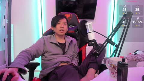 Snapshot of your_little_twink chatting on 12/19/24, 01:29 Han   online show from 12/19/24, 01:29