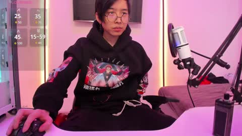 Snapshot of your_little_twink chatting on 01/11/25, 10:19 Han   online show from 01/11/25, 10:19