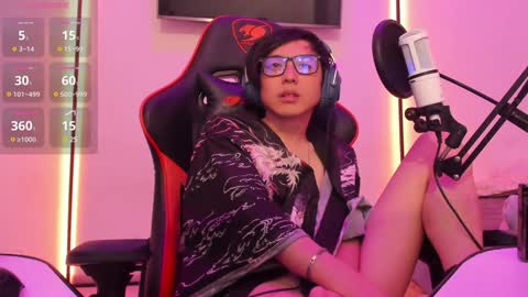 Snapshot of your_little_twink chatting on 01/13/25, 09:52 Han   online show from 01/13/25, 09:52