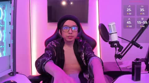 Snapshot of your_little_twink chatting on 02/03/25, 09:41 Han   online show from 02/03/25, 09:41