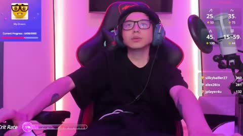 Snapshot of your_little_twink chatting on 02/24/25, 03:33 Han   online show from 02/24/25, 03:33