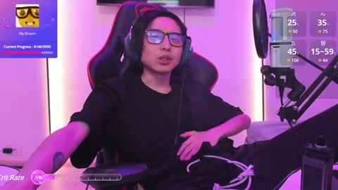 Snapshot of your_little_twink chatting on 02/26/25, 01:11 Han   online show from 02/26/25, 01:11