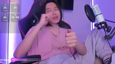 Snapshot of your_little_twink chatting on 09/13/25, 10:53 Han   online show from 09/13/25, 10:53