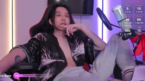 Snapshot of your_little_twink chatting on 10/13/25, 10:54 Han   online show from 10/13/25, 10:54