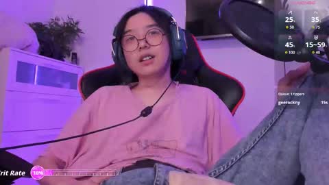 Snapshot of your_little_twink chatting on 10/25/25, 12:07 Han   online show from 10/25/25, 12:07