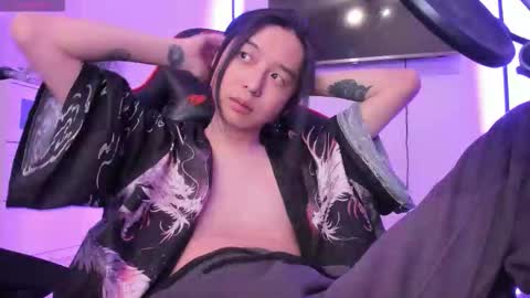 Snapshot of your_little_twink chatting on 11/04/25, 12:54 Han   online show from 11/04/25, 12:54