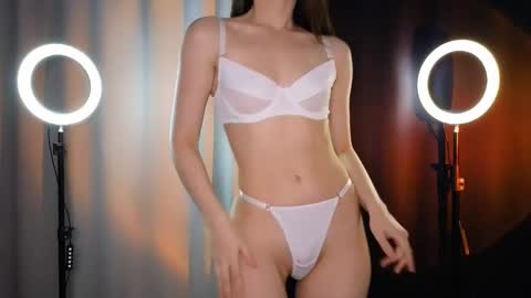 Snapshot of your_littlecharlotte chatting on 02/10/26, 10:58 Alex The next broadcast is on online show from 02/10/26, 10:58