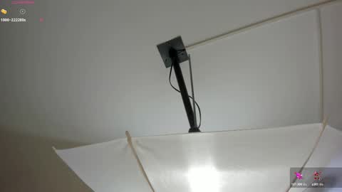 Snapshot of your_naughtytrans chatting on 02/22/25, 10:42 SASKYA VALERIA online show from 02/22/25, 10:42