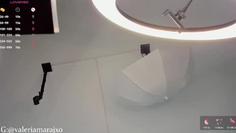 Snapshot of your_naughtytrans chatting on 02/27/25, 03:47 SASKYA VALERIA online show from 02/27/25, 03:47