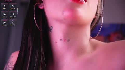 Snapshot of your_naughtytrans chatting on 09/25/25, 11:30 SASKYA VALERIA online show from 09/25/25, 11:30