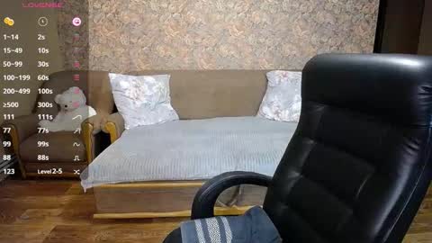 Lily online show from 11/16/25, 05:40