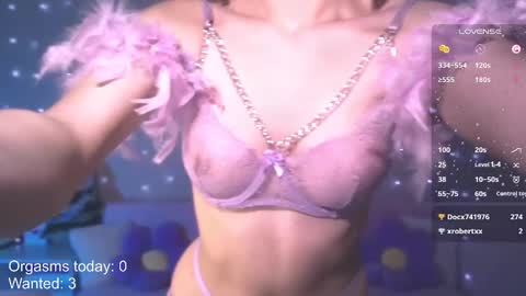 Snapshot of your_princess_kris chatting on 12/27/24, 03:26 Kristina online show from 12/27/24, 03:26