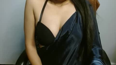 Snapshot of your_priya1 chatting on 11/24/25, 03:50 Your Priya01 online show from 11/24/25, 03:50