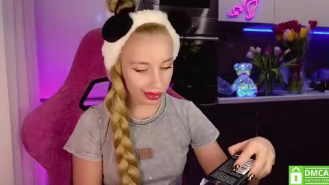 Snapshot of your_psychologist chatting on 03/10/26, 12:26 Alice online show from 03/10/26, 12:26