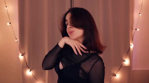 Snapshot of your_reward chatting on 02/19/25, 06:33 Luna online show from 02/19/25, 06:33