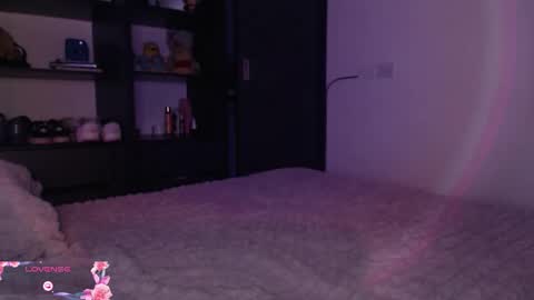 Snapshot of your_rosalie chatting on 09/30/25, 04:50 your_rosalie online show from 09/30/25, 04:50