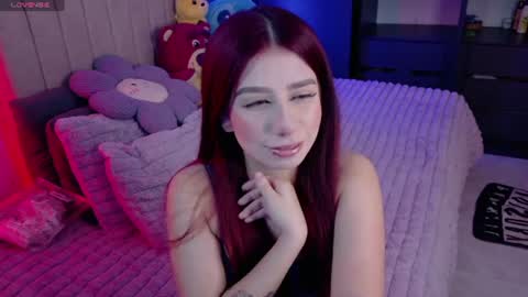 Snapshot of your_rosalie chatting on 07/10/26, 06:17 your_rosalie online show from 07/10/26, 06:17