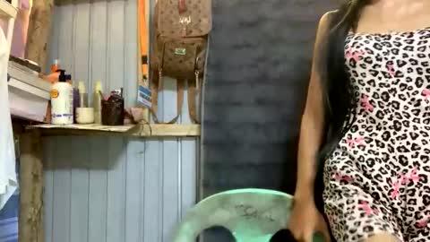 sexylady online show from 12/16/25, 05:45