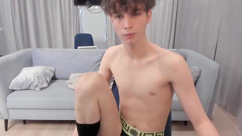 your_shy_guy online show from 01/09/25, 11:34