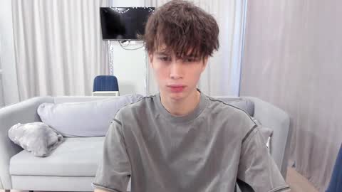 your_shy_guy online show from 01/12/25, 09:30