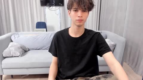 your_shy_guy online show from 01/19/25, 08:41