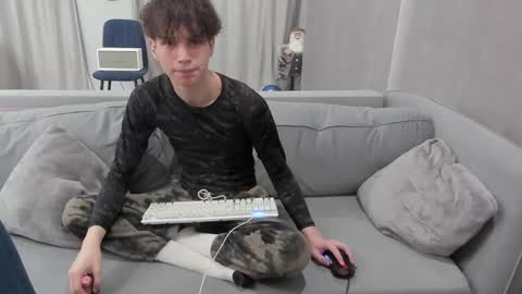 your_shy_guy online show from 02/26/25, 07:05