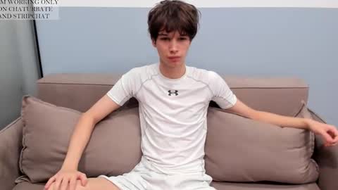 your_shy_guy online show from 09/26/25, 06:23