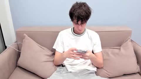 your_shy_guy online show from 02/03/26, 07:35