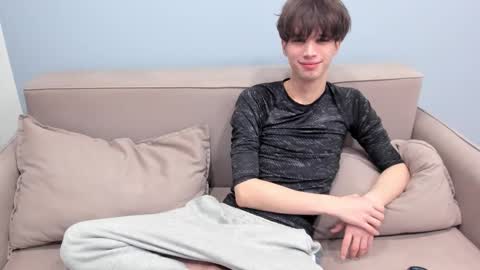 your_shy_guy online show from 02/12/26, 07:31