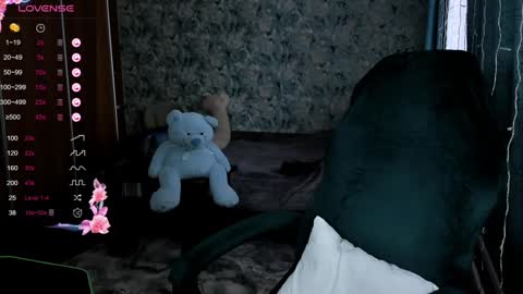 Molly online show from 12/04/24, 06:22