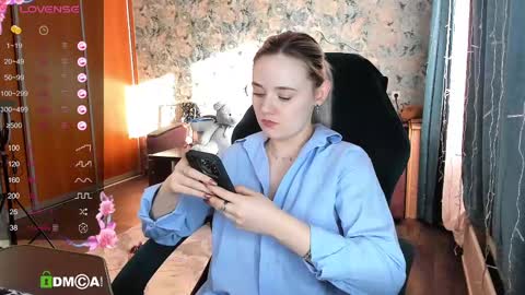 Molly online show from 03/05/25, 10:11