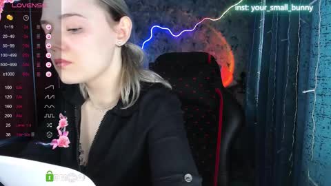 Molly online show from 09/13/25, 04:01