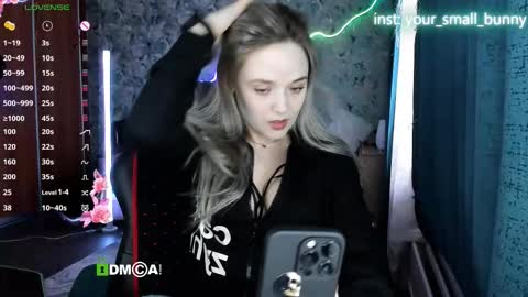 Snapshot of your_small_bunny chatting on 03/07/26, 03:14 Molly online show from 03/07/26, 03:14