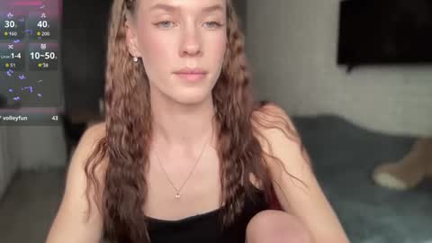 Mia  online show from 05/05/26, 02:25