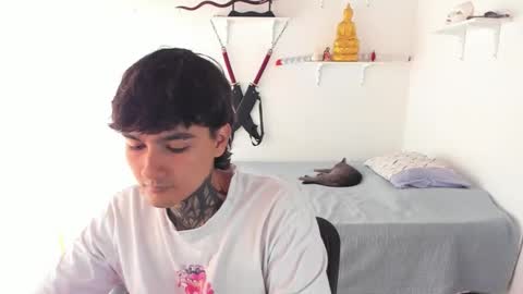 Snapshot of your_tao chatting on 02/21/26, 06:53 Tao online show from 02/21/26, 06:53