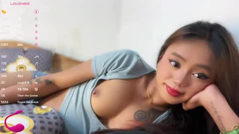 Snapshot of your_wetdreams69 chatting on 04/19/26, 06:43 luvly online show from 04/19/26, 06:43